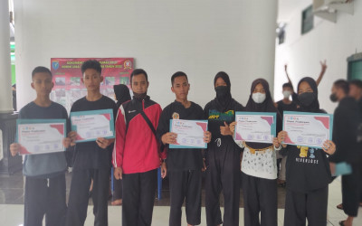 MTs Raudhatul Jannah Palangka Raya Sabet Juara Pencak Silat